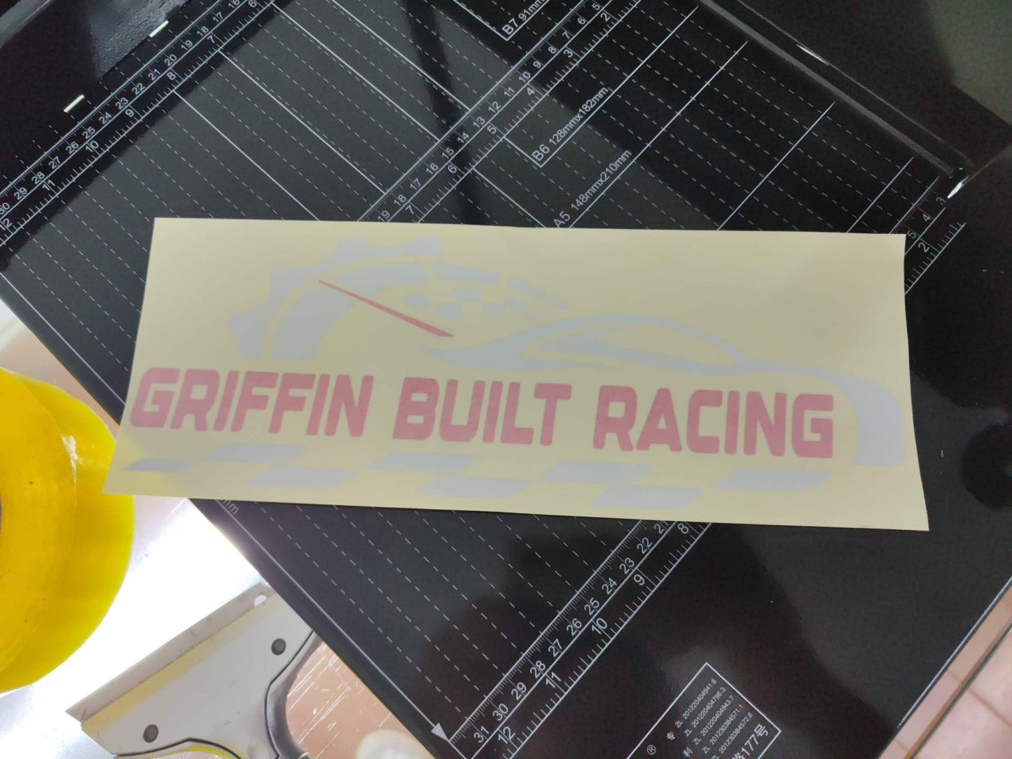 Griffin Built Racing x Griffin strong key chain W (Griffin Built Racing Decal)